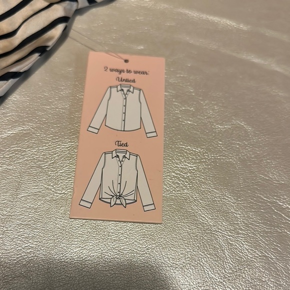 Striped Black and White Women's Top - Picture 5 of 9